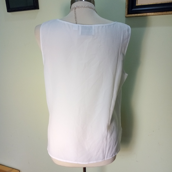 Linea by Louis Dell'olio... medium top - Picture 3 of 8